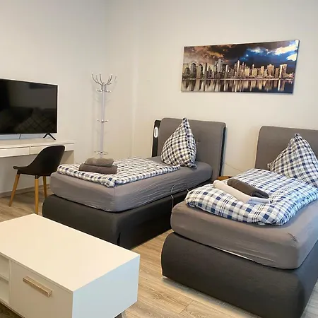 Holiday Apartment *